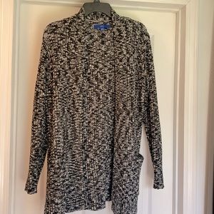 APT 9 Black/White/Gray Knit Sweater